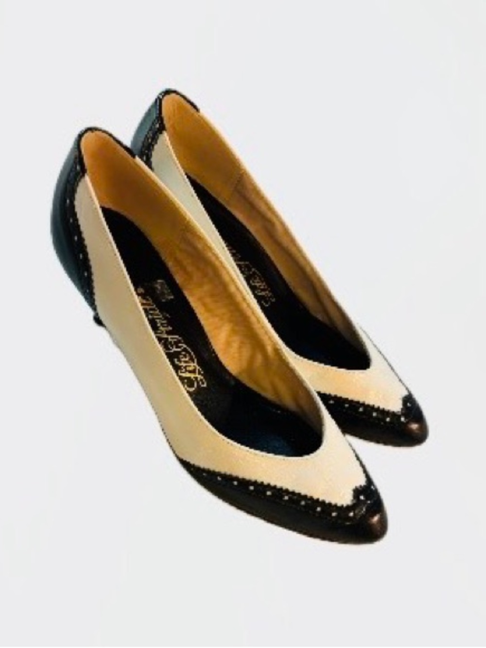 Vintage Classic Spectator Navy and White Pumps—Impeccable condition/never worn ?